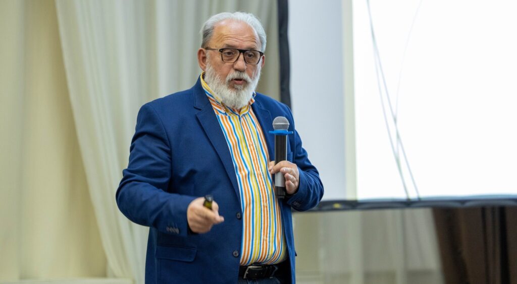 Професорот Ордан Чукалиев од Факултетот за земјоделски науки и храна (ФЗНХ)