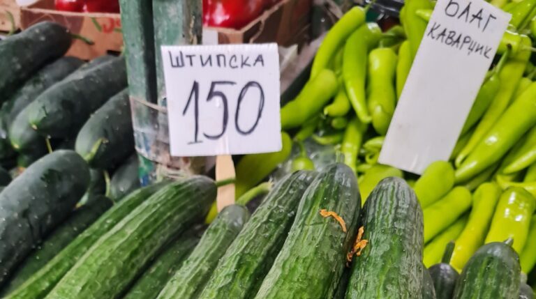 краставици на зелен пазар