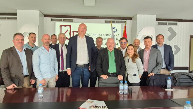 ОВЛАСТЕНИТЕ УВОЗНИЦИ НА ВОЗИЛА